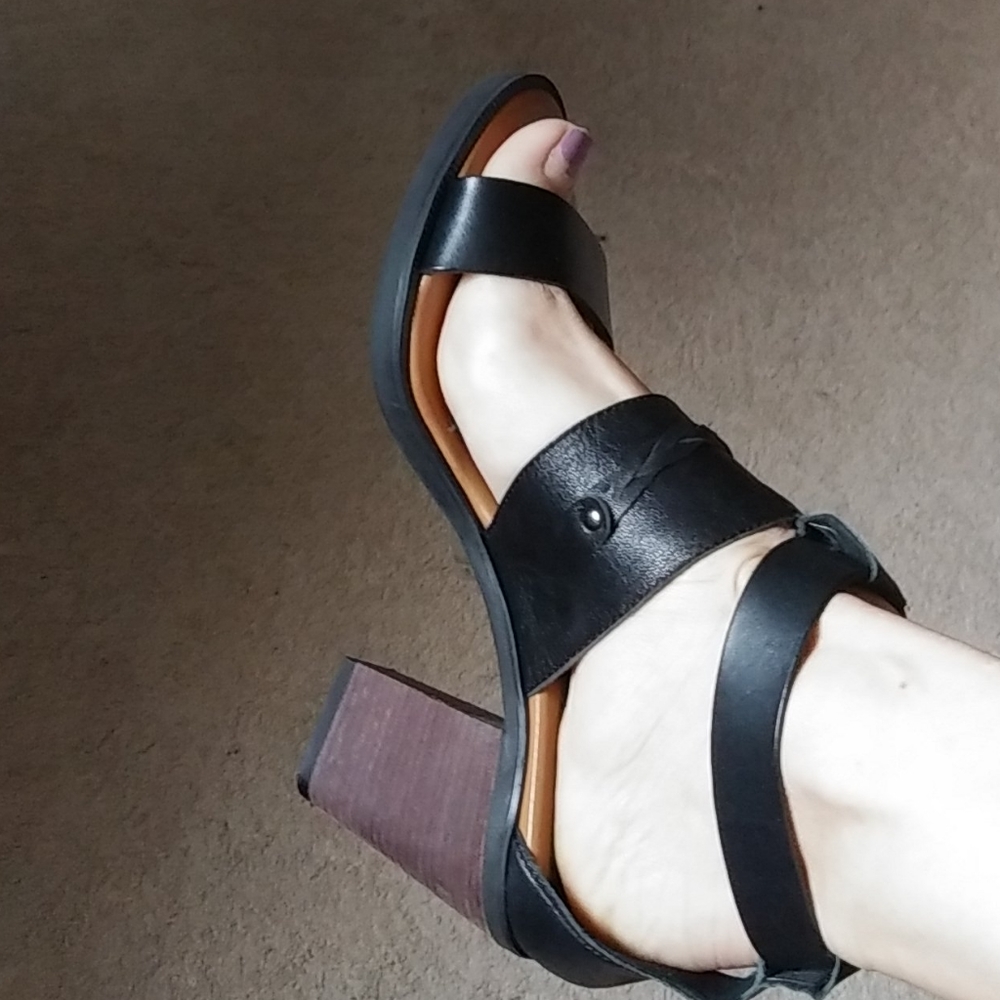 Beautiful leather sandals worn twice!